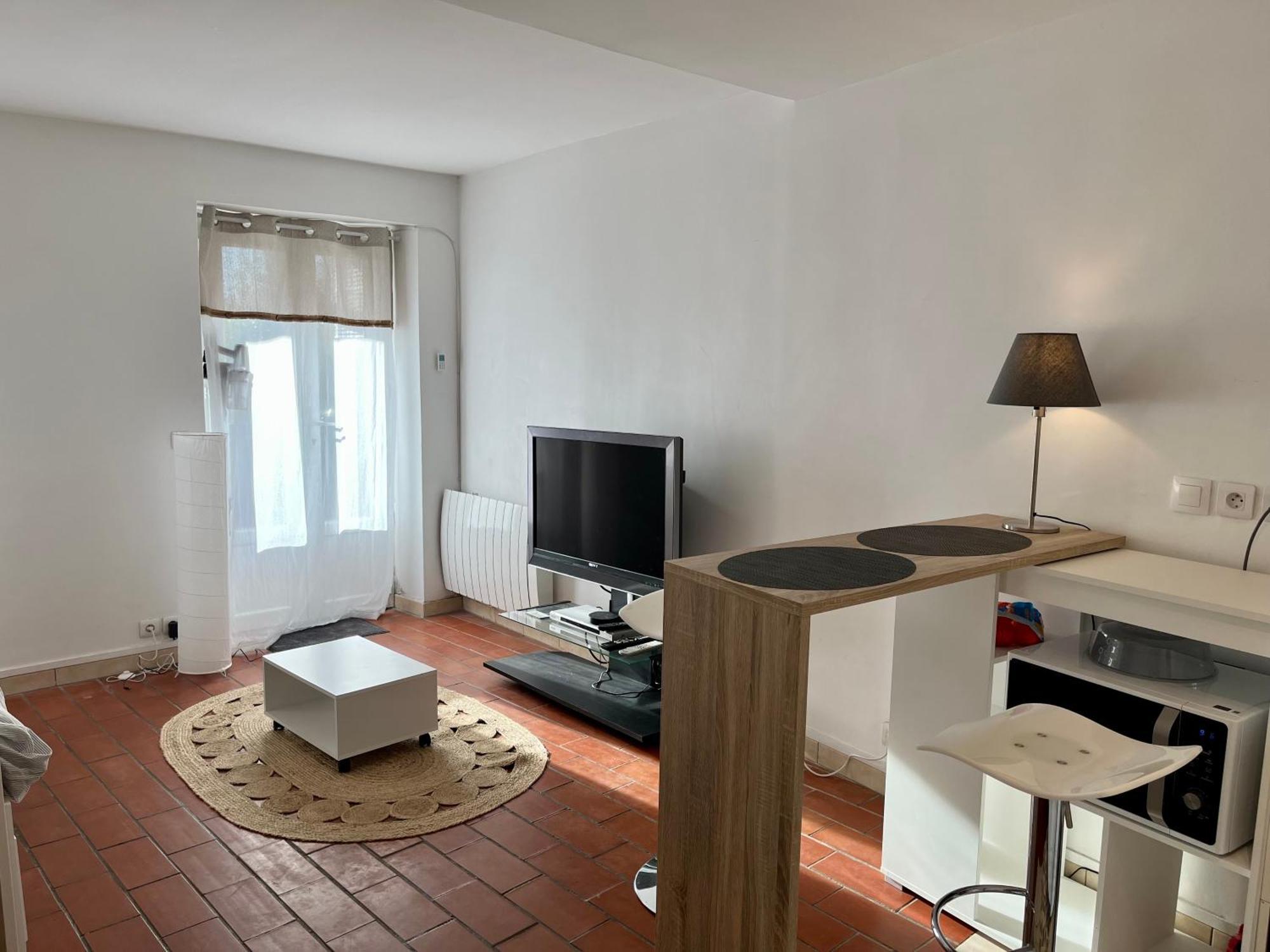 La Vue Secrete De Neauphle Apartment Exterior photo