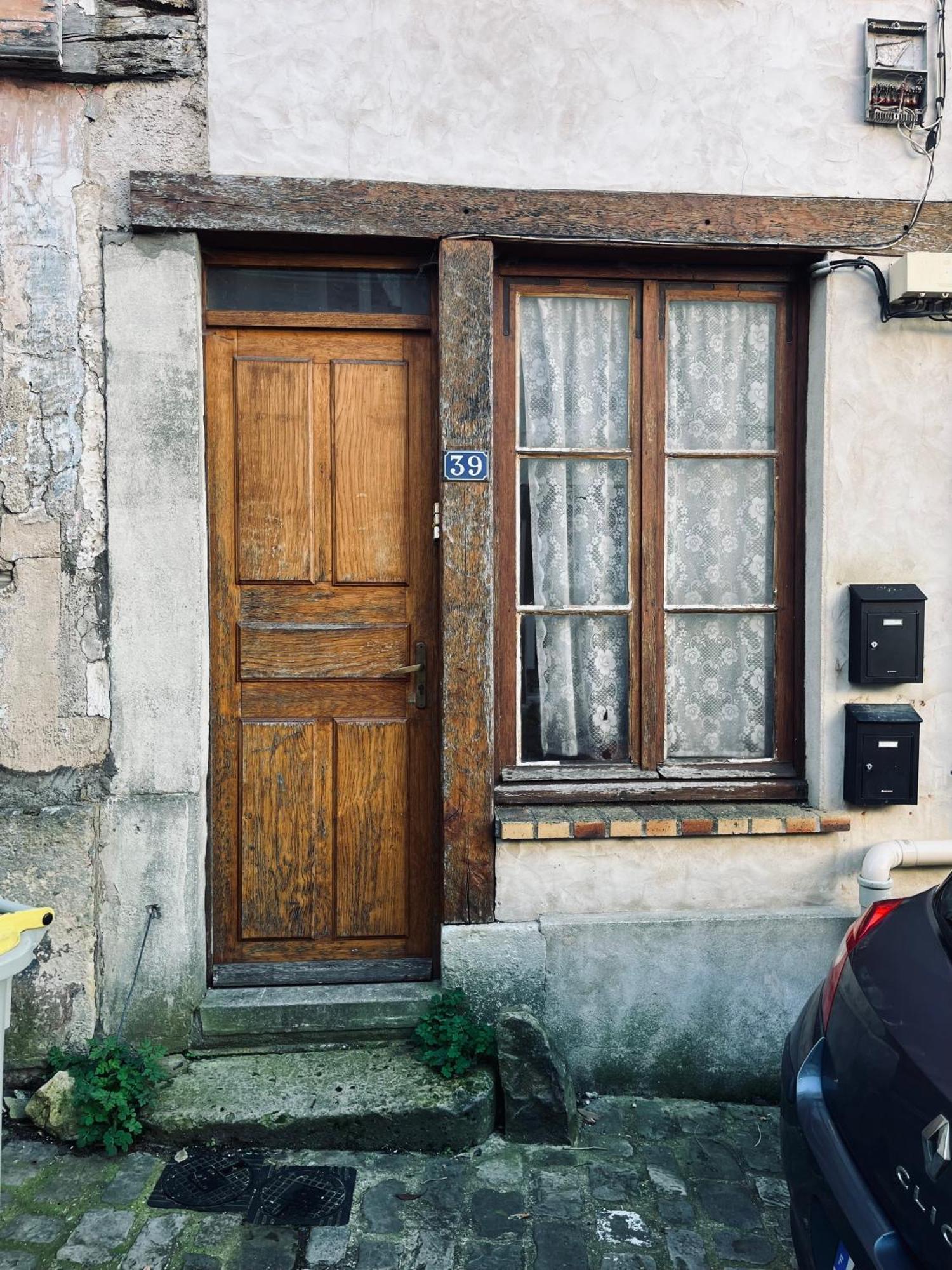La Vue Secrete De Neauphle Apartment Exterior photo