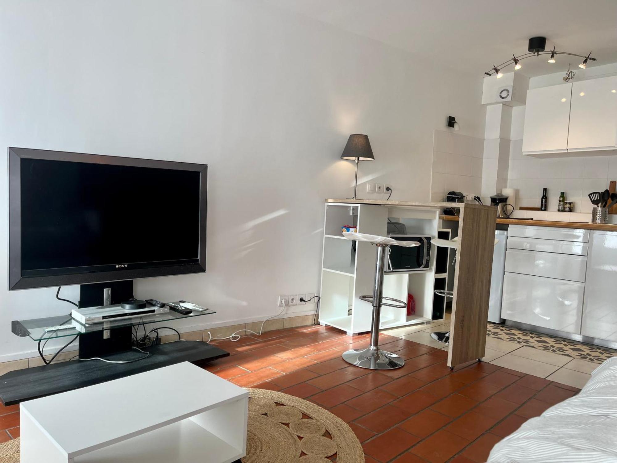 La Vue Secrete De Neauphle Apartment Exterior photo